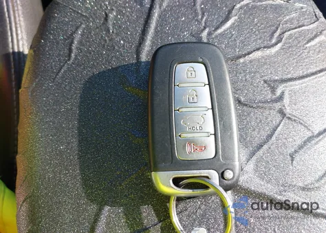 2011 Kia Sorento Sx V6 from USA, damaged, VIN 5XYKWDA23BG100928